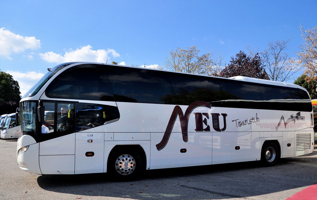 NEOPLAN CITYLINER von NEU Touristik aus sterreich im Sept. 2012 in Krems.