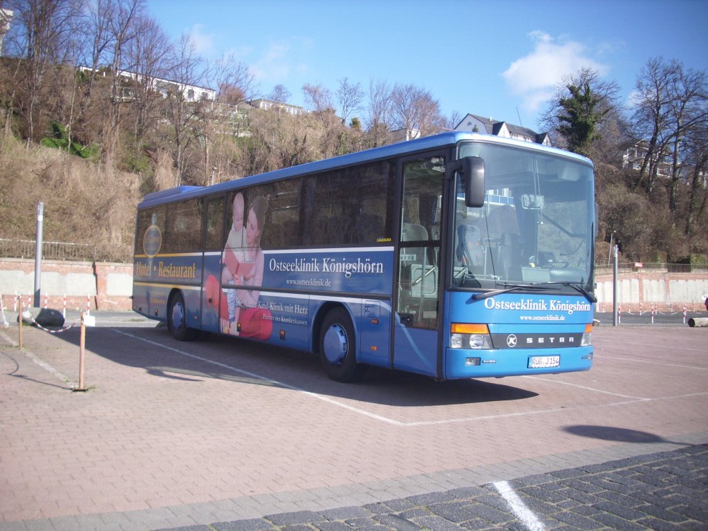 Setra 315 H der Ostseeklinik Knigshrn im Sassnitzer Stadthafen.