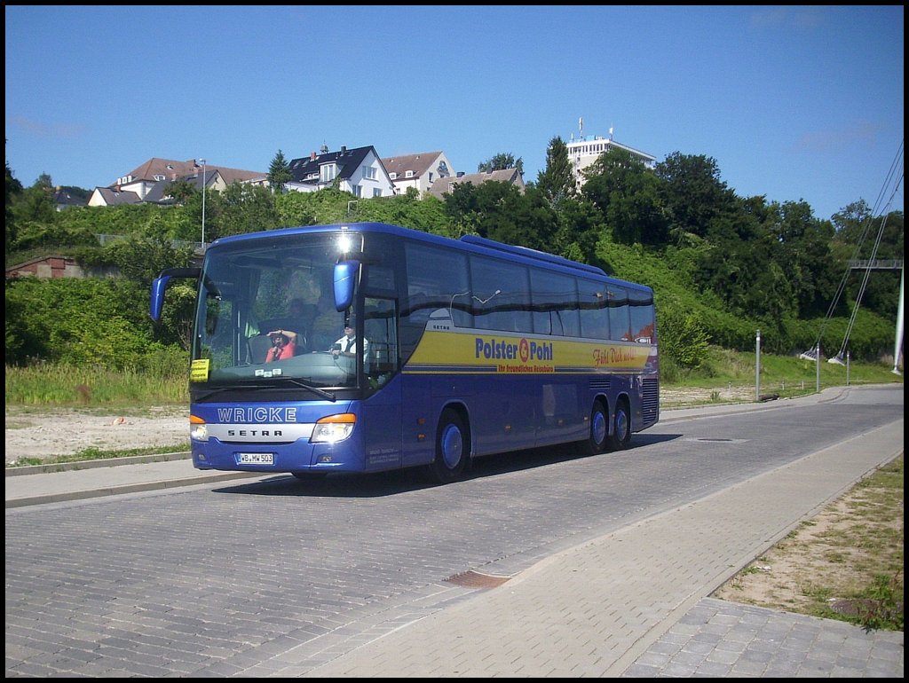 Setra 416 GT-HD von Wricke Touristik aus Deutschland im Stadthafen Sassnitz.