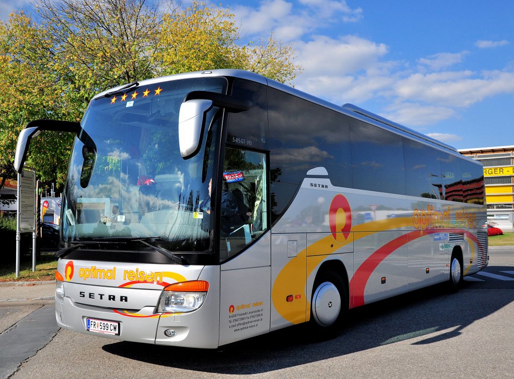 SETRA S415 GT- HD von Optimal Reisen aus Freistadt in Ober�sterreich.Krems,September 2012.