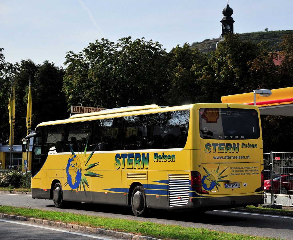 SETRA S415 GT-HD von STERN REISEN aus Ober�sterreich im September 2012 in Krems gesehen.