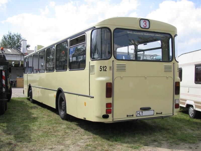 Stadtomnibus MB O 317 der  Stadtwerke L�beck  [Heckansicht], Meetzen [16.08.2009]

