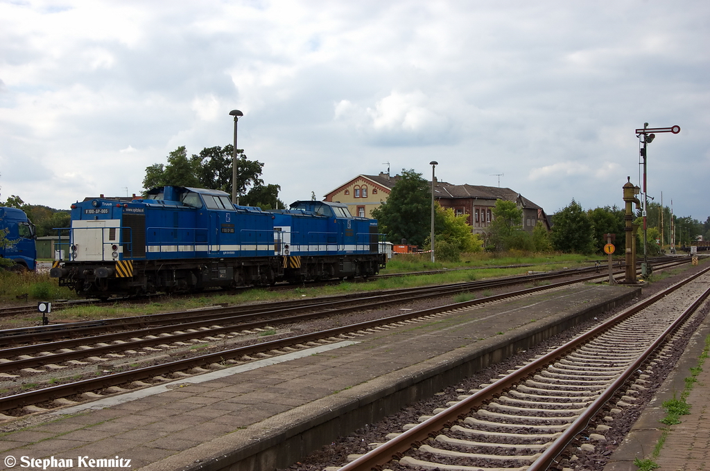 V 100-SP-005 (203 005-8)  Truus  & V 100-SP-007 (203 409-8) SLG - Spitzke Logistik GmbH standen zusammen in Haldensleben abgestellt und warten auf neue Einstze. 08.09.2012