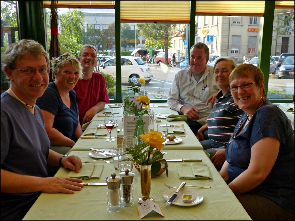 Vollzhlig im Restaurant le Pavillon in Vevey. 26.05.2012 (Fotograf unbekannt)