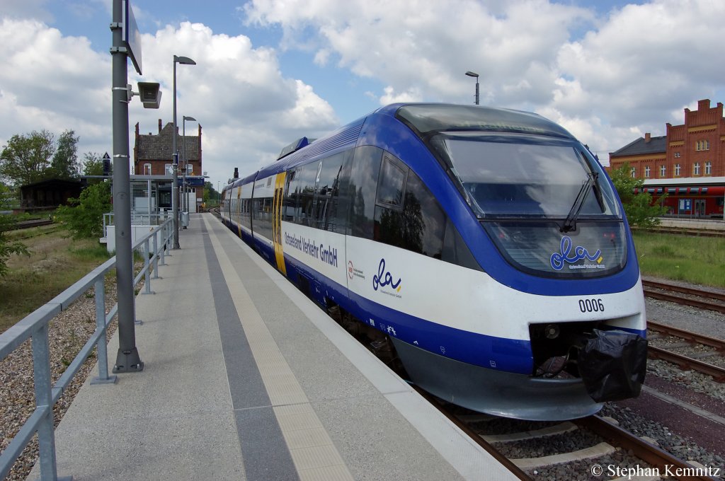 VT 0006 OLA als MR51 (MR 68925) nach Brandenburg in Rathenow. 13.05.2011