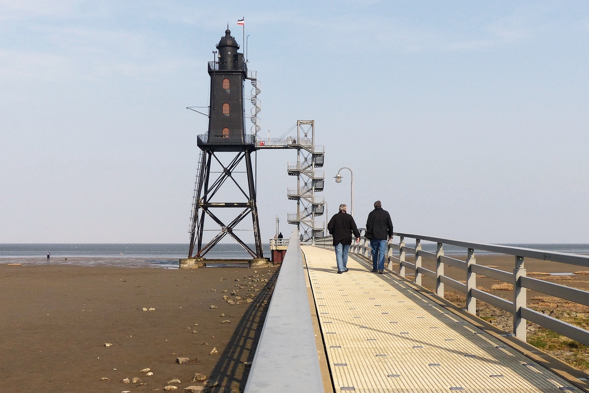 . Der Leuchtturm Oberfeuer Eversand in Dorum. 12.04.2018 (Jeanny)