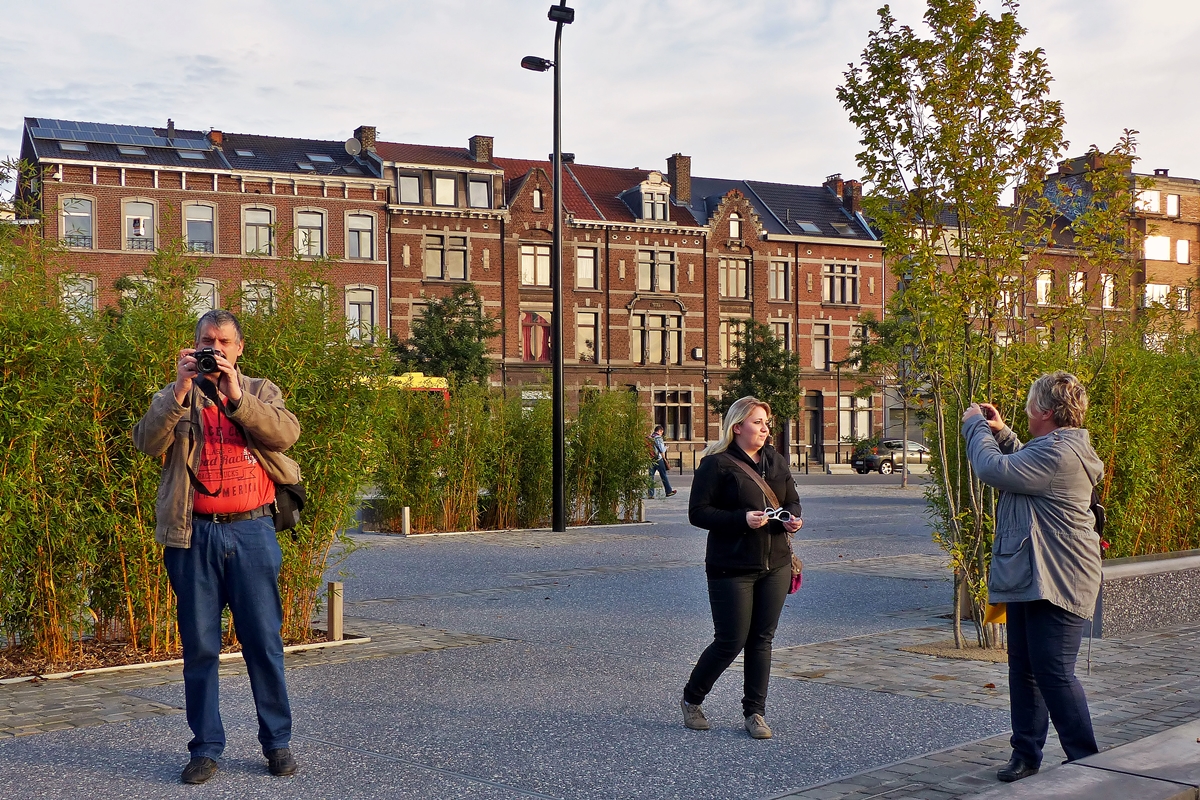 . Kaum angekommen in Lttich, wird fotografiert was das Zeug hlt. 18.10.2014 (Jeanny)