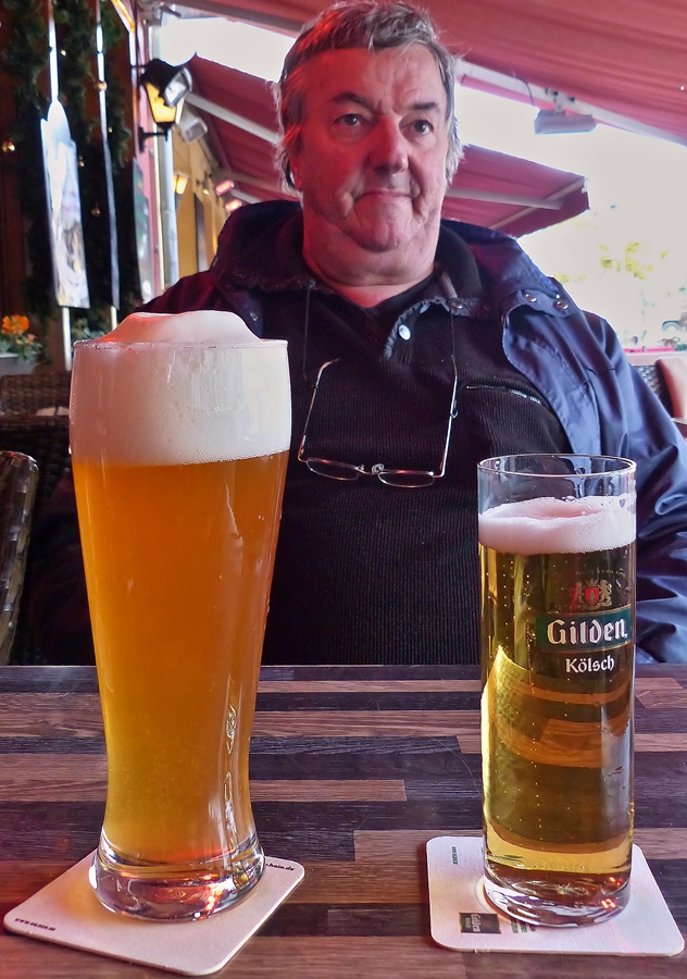 . Terrassenwetter in Kln - Dazu passt Weizenbier und Klsch. 20.11.2014 (Jeanny)