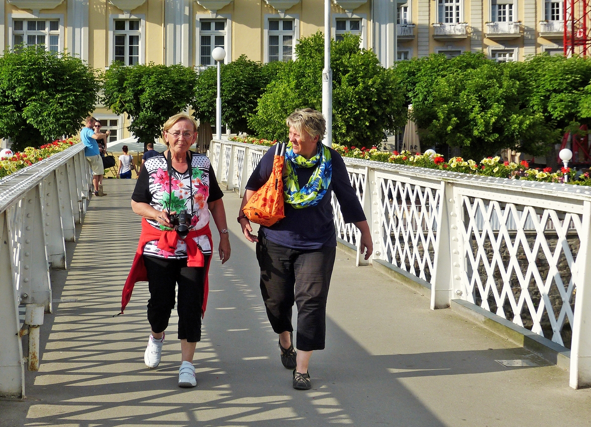 . Zwei Touristinen in Bad Ems. 25.05.2014 (Hans)