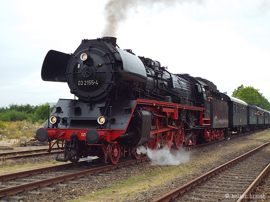 03 2155-4 mit einen sonderzug von zarrentin nach wittenburg, 17.08.13