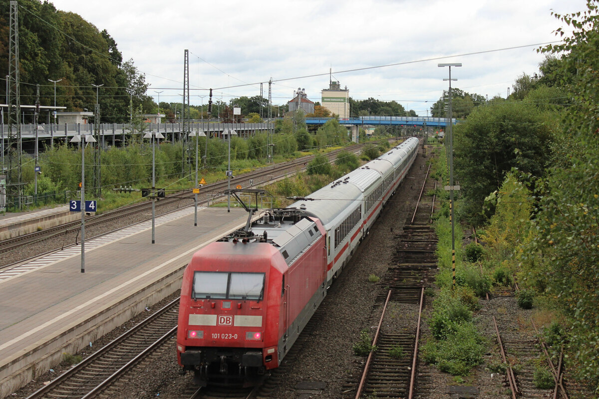 101 023-0 auf den Weg nach Hamburg. Tostedt, 17.09.2021