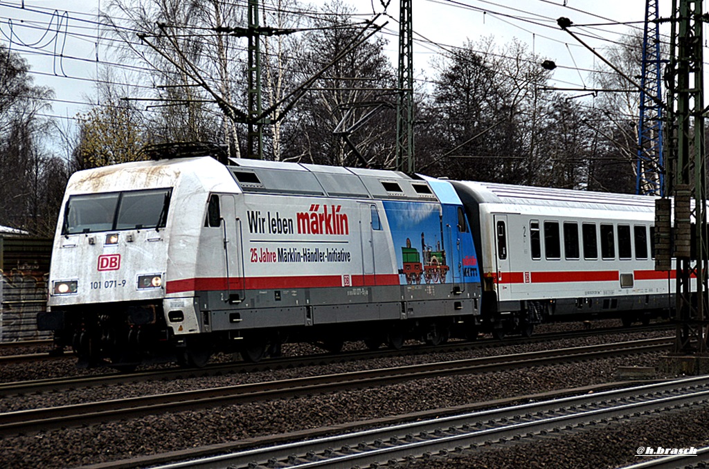 101 071-9 zog einen IC zum bf hh-harburg,27.03.15