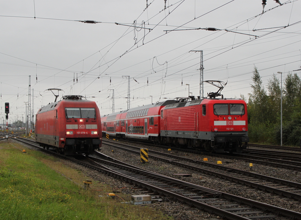 101 078 beim Rangieren im Rostocker Hbf.09.09.2017