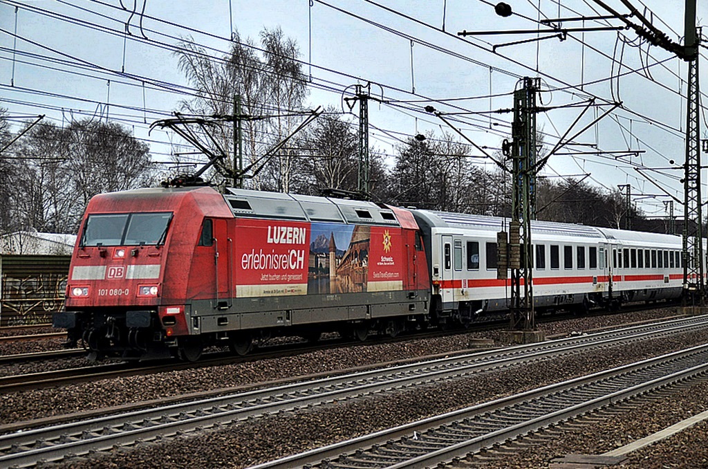 101 080-0 zog einen IC zum bf hh-harburg,28.03.15