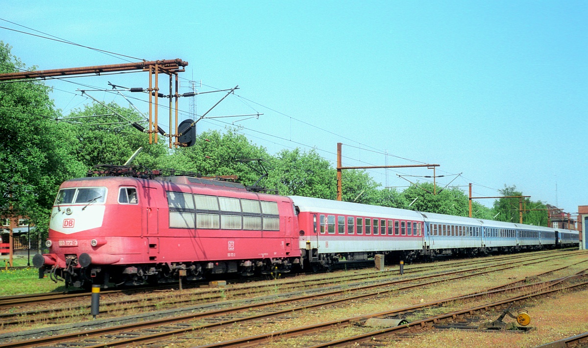 103 172-3 Pattburg/DK 10.05.2000 