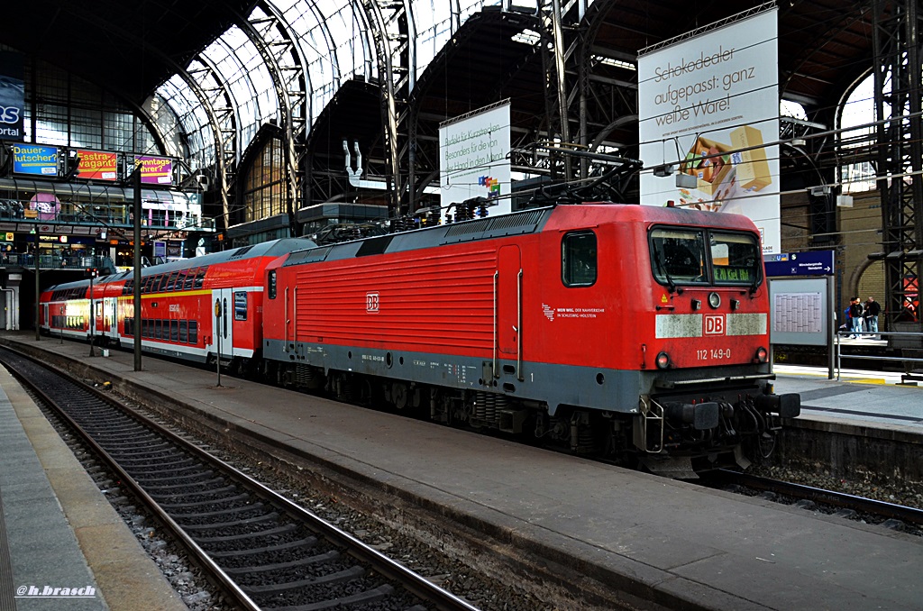 112 149-0 stand mit den RE nach kiel im bf hamburg-hbf,08.05.15