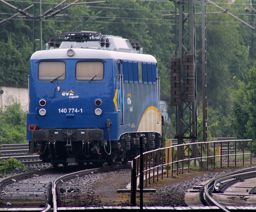 140 774-1 der EVB/MWB steht abgestellt im Bhf von HH-Harburg. 29.06.2013