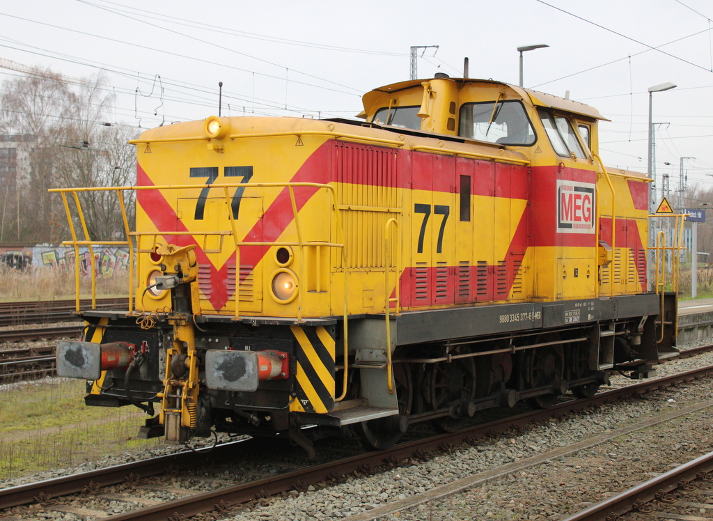 345 377-6 stand am Vormittag des 12.12.2020 im Rostocker Hbf.