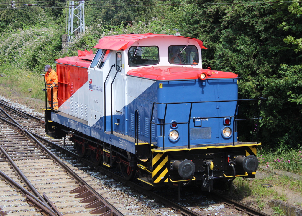 345 414-7 der Firma Rostocker Fracht und Fischereihafen war am 27.06.2020 im Bahnhof Rostock-Bramow unterwegs.