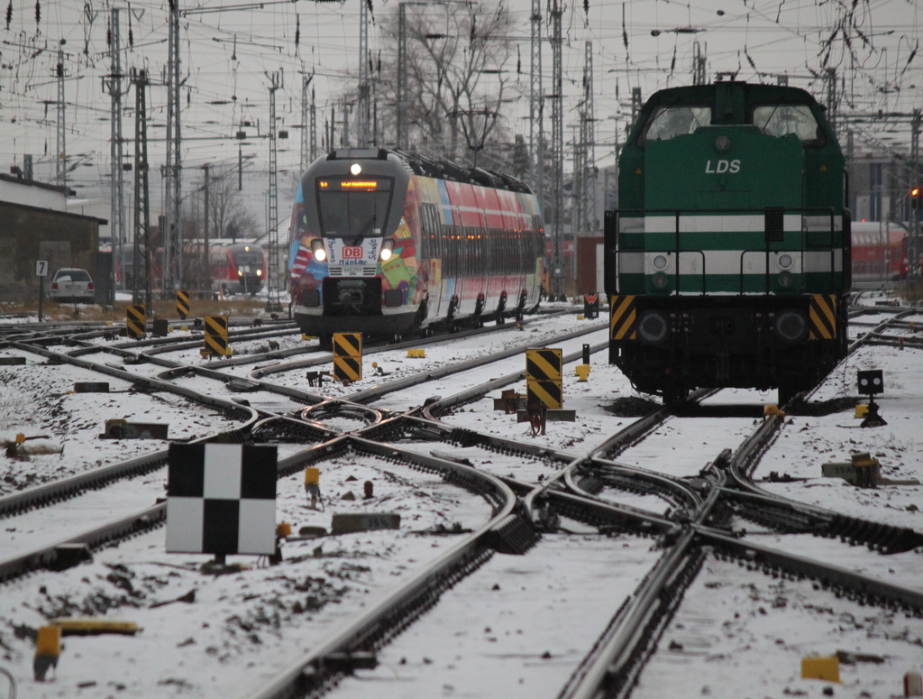 442 354+LDS 203 127-6 abgestellt im Rostocker Hbf.08.01.2016