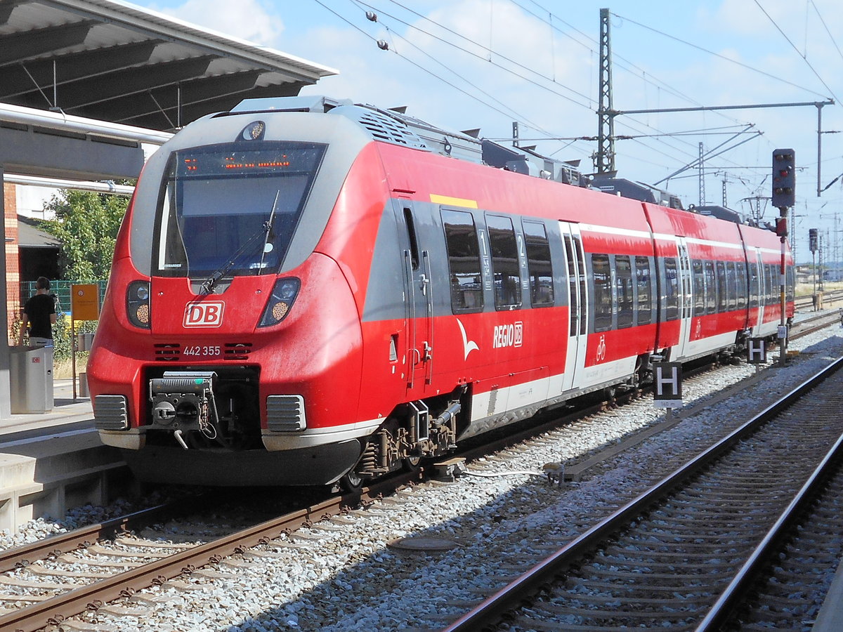 442 355,am 15.Juli 2018,im Rostocker Hbf.