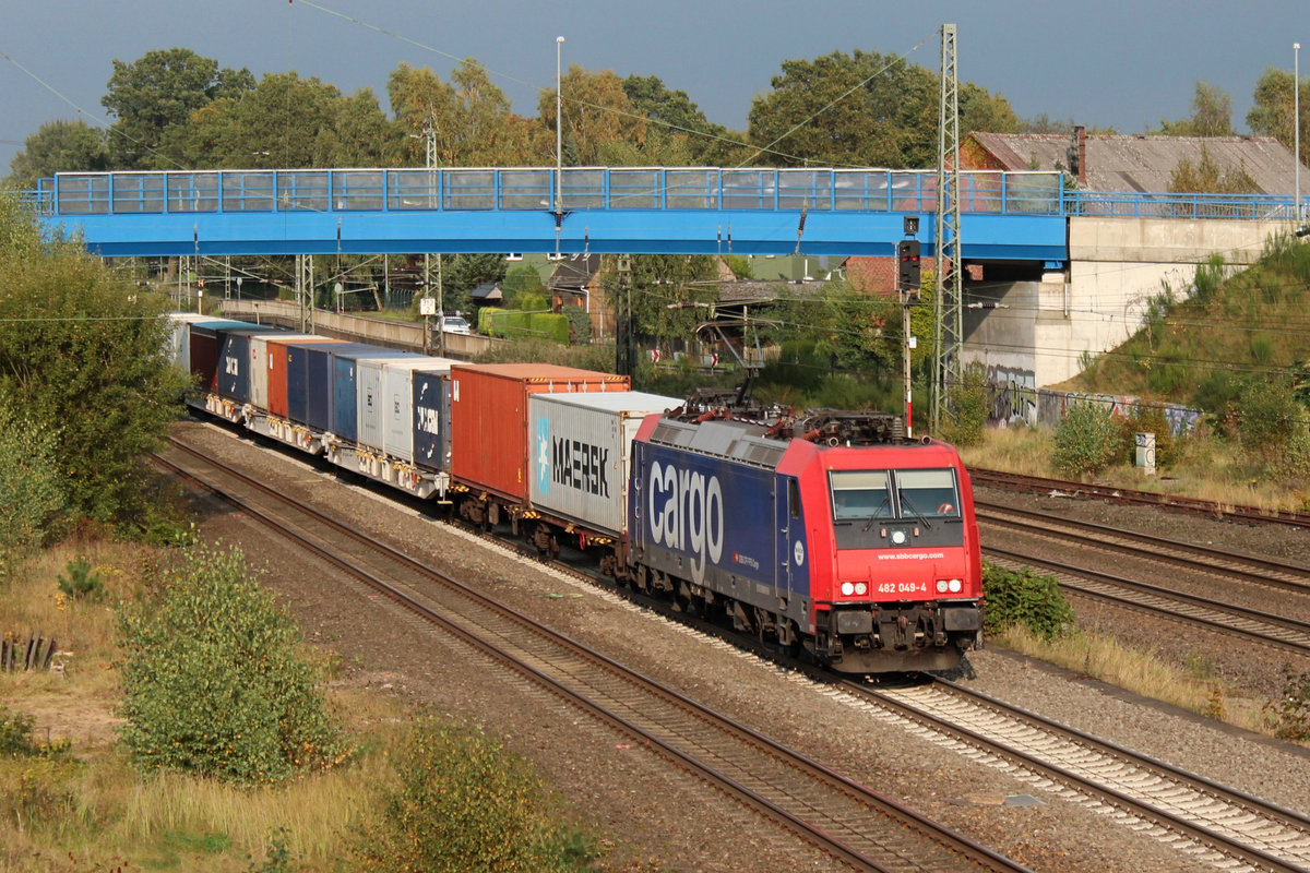 482 049-4 (METRANS) durchfährt am 24.09.2017 den Bf. Tostedt.