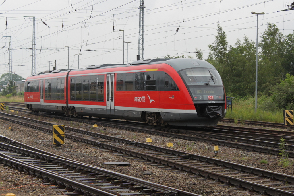 642 684 als RB11(Wismar-Tessin)bei der Ausfahrt im Rostocker Hbf.17.06.2016