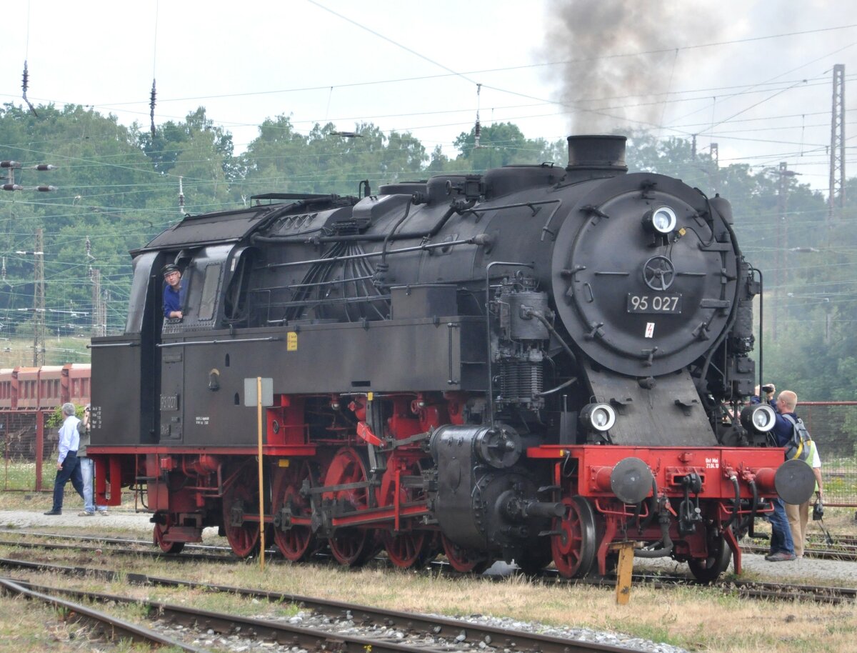 95 027 in Blankenburg am 12.06.2011.