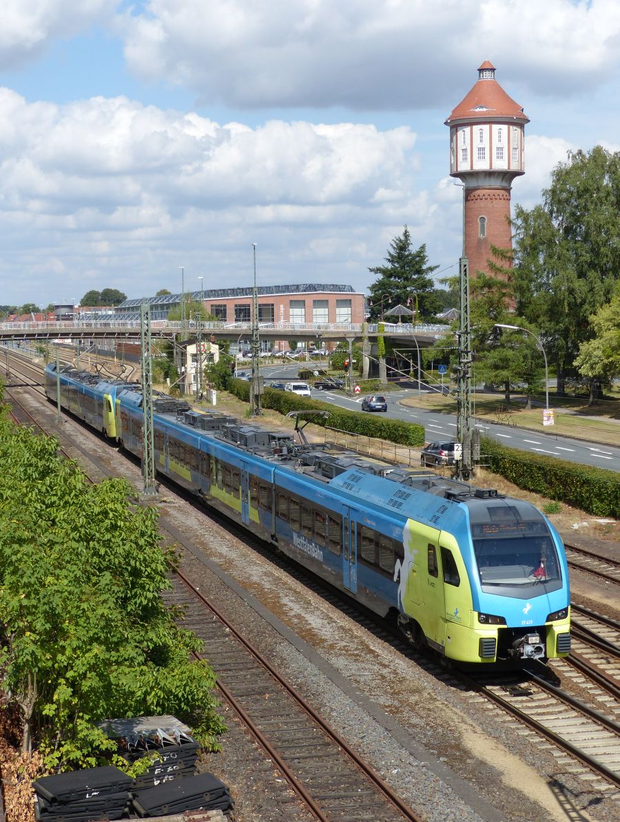 Abellio Westfalenbahn Triebzug ET 411 Lingen 17-08-2018.

Abellio Westfalenbahn treinstel ET 411 Lingen 17-08-2018.