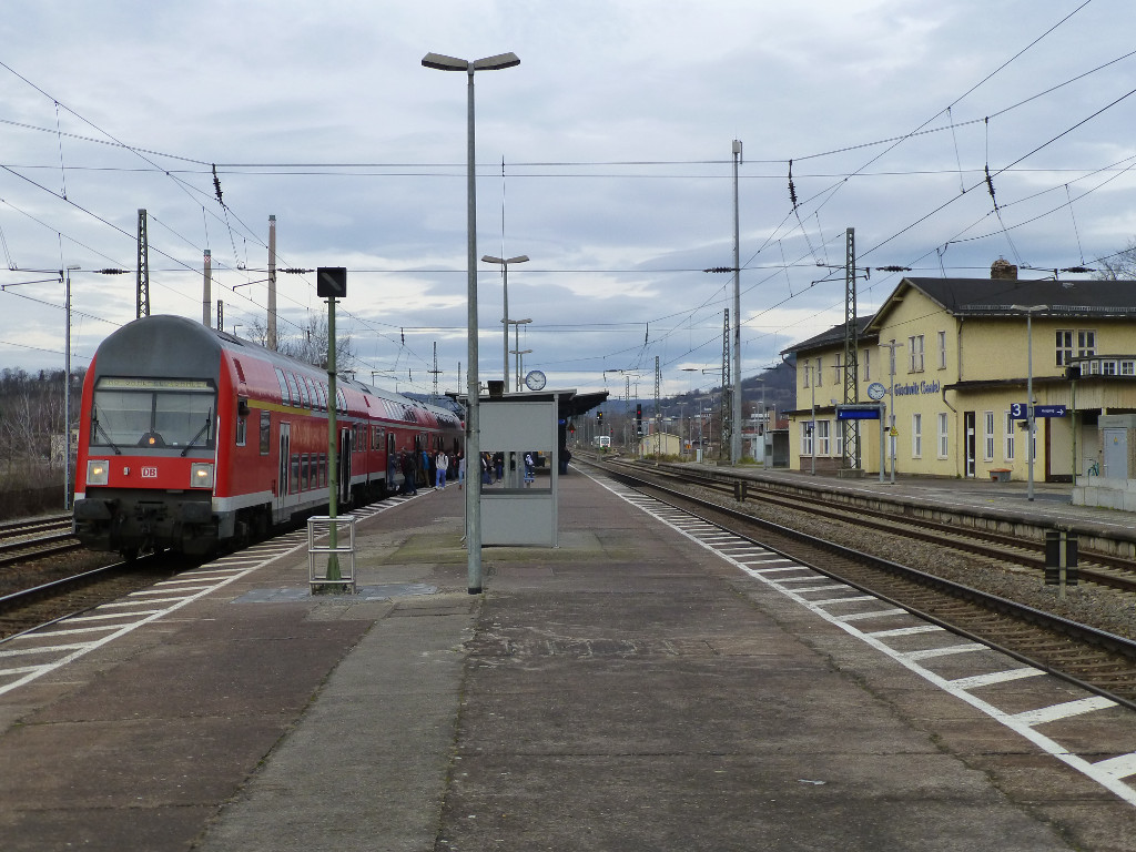 Am 9. Januar '14 hlt diese Dosto-RB nach Saalfeld(S) in Jena Gschwitz.