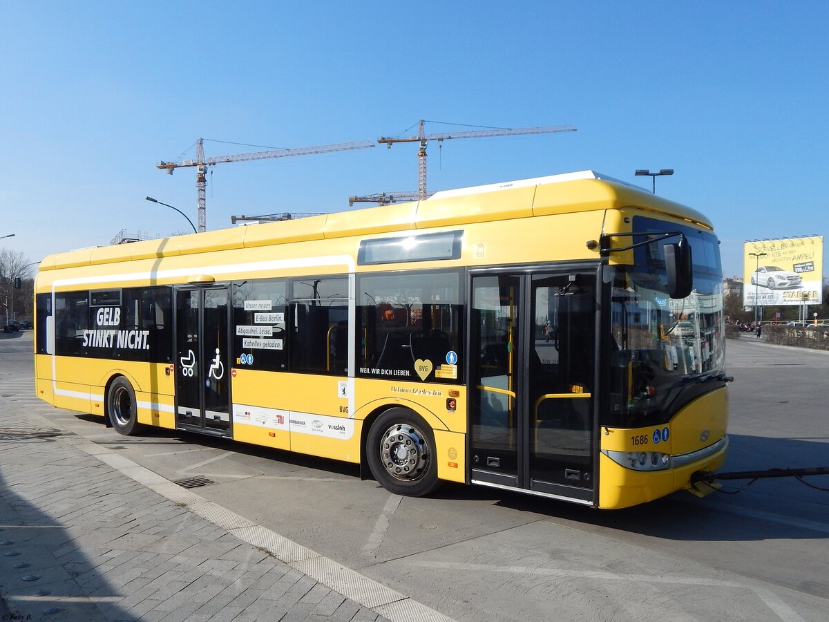 Am Haken: Solaris Urbino 12 electric der BVG in Berlin.