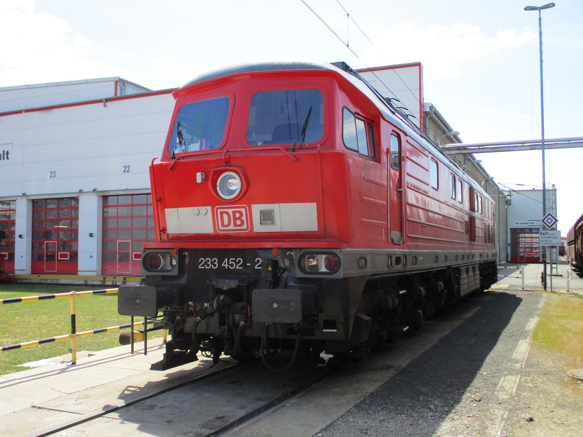 Auf meinem Rundgang durch das Bw Seddin am 31.Mai 2020,fand ich die 233 452.