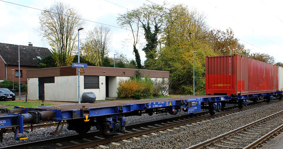 Aus dem Nordliner KLV....Container und Wechselbehältertrageeinheit der Gattung Laargs registriert unter 27 80 4377 043-9 D-ERSA. Owschlag 01.11.2021