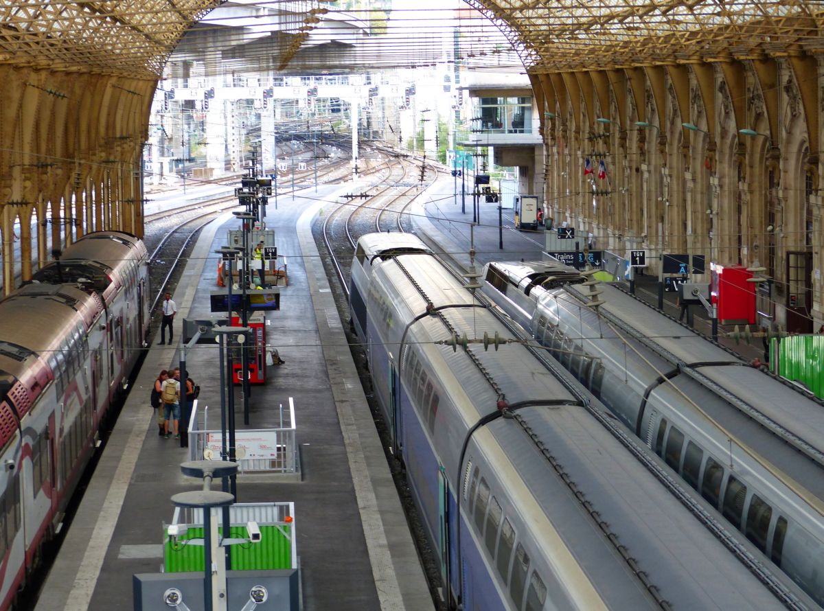 Bahnhof Nice-Ville, Nizza, Frankreich 03-09-2018.

Treinstation Nice-Ville, Nice, Frankrijk 03-09-2018.