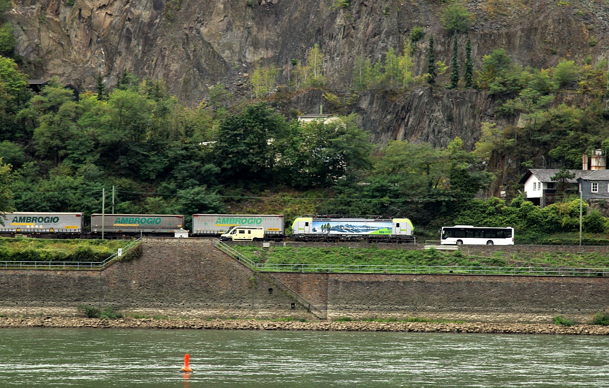 BLS Vectron 416 aufgenommen bei Kaub am Rhein. 15.09.2021