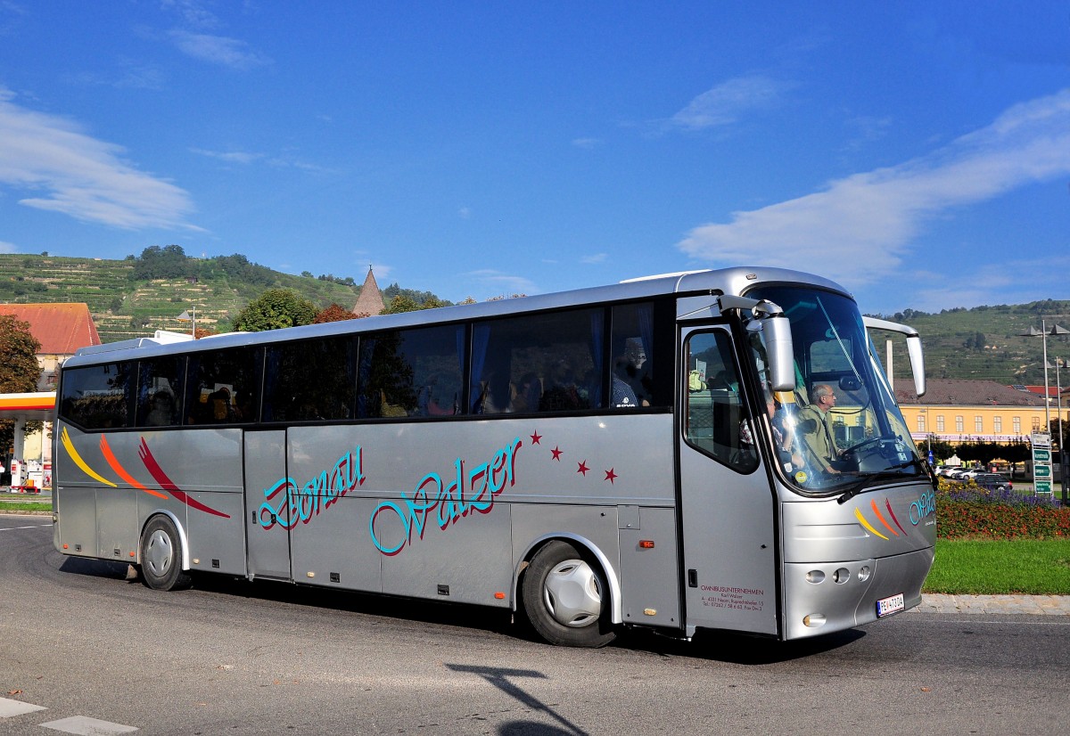 Bova Futura vom Karl Walzer-Omnibusbetrieb aus sterreich am 20.9.2014 in Krems unterwegs.