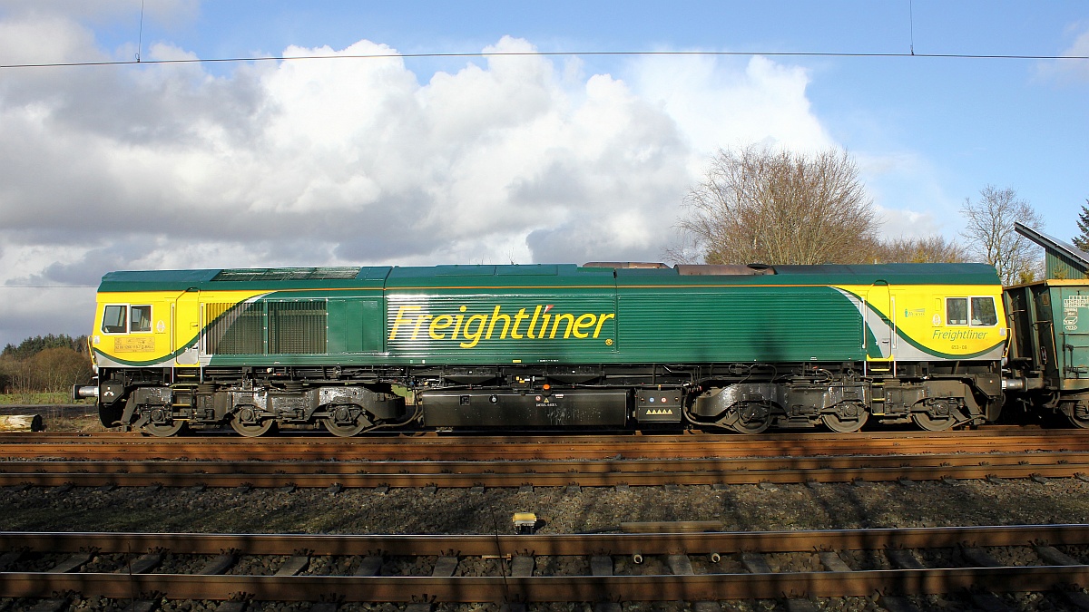 BRLL/Freightliner 653-09/ 266 118-7(REV/EMD/02.04.15) mit Düngerzug in Jübek. 01.03.2017