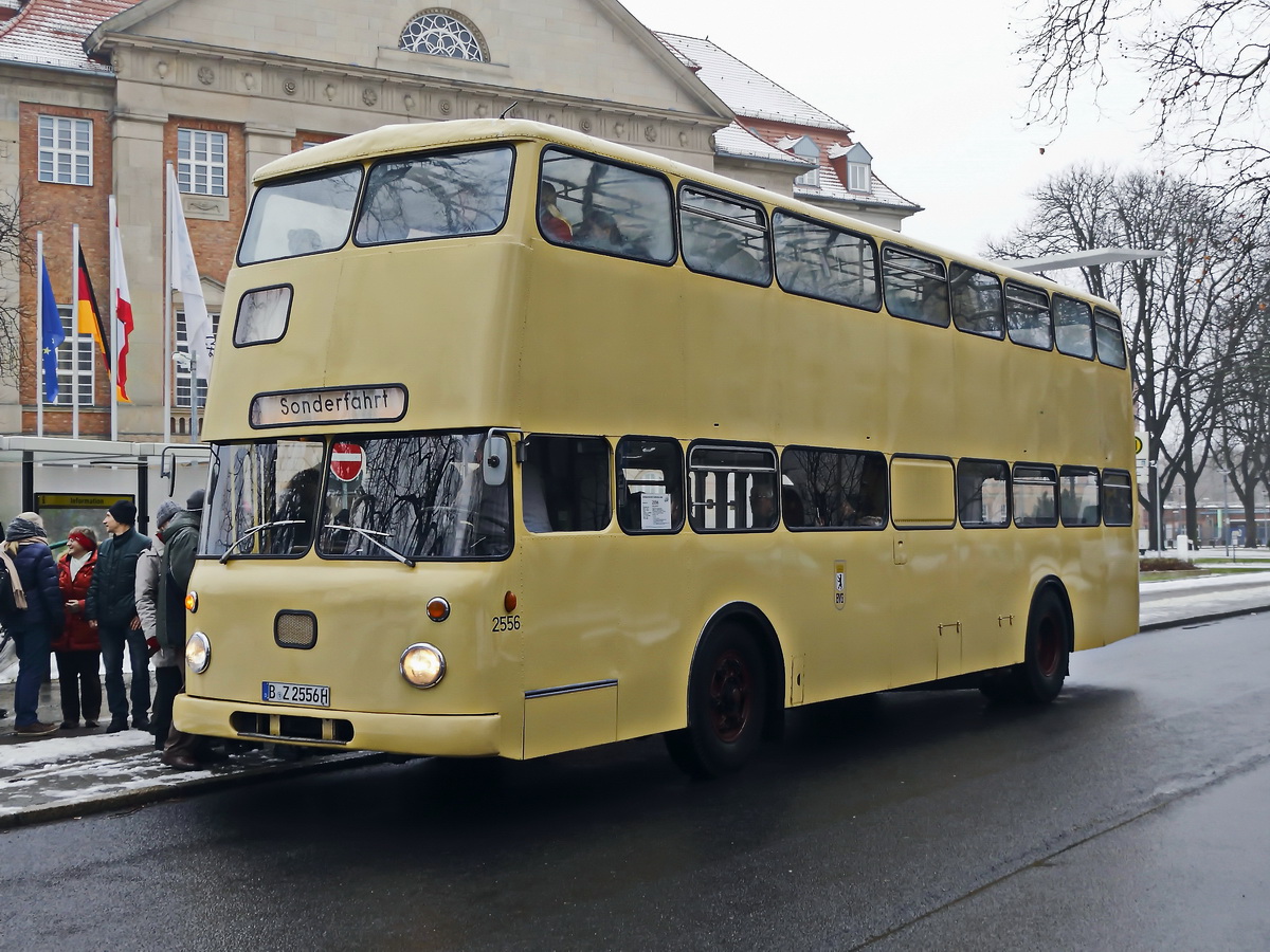 B�ssing - Erstzulassung 1974 vor dem Siemens Geb�ude in Berlin am 26. Januar 2019.