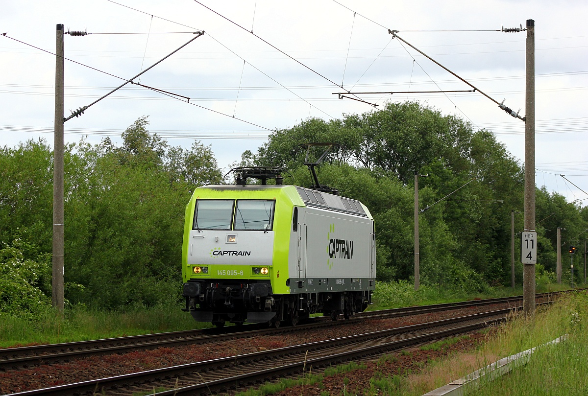 Captrain 145 095-6 auf Solo-Tour nach Stade bei Hamburg. 16.06.2015