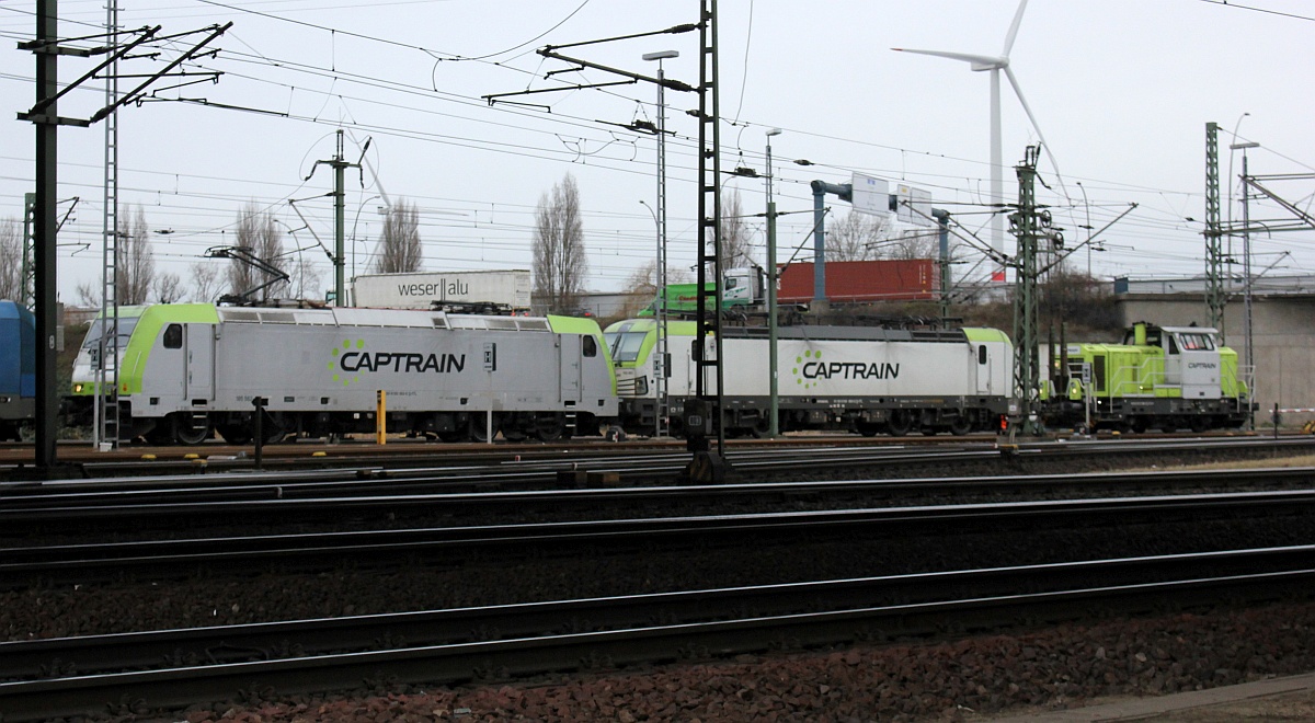 Captrain Trio...damit die 185 562 ihre Fahrt antreten kann kam eine G6 und zog den Vectron davor zur Seite. HH-Waltershof 29.01.2021