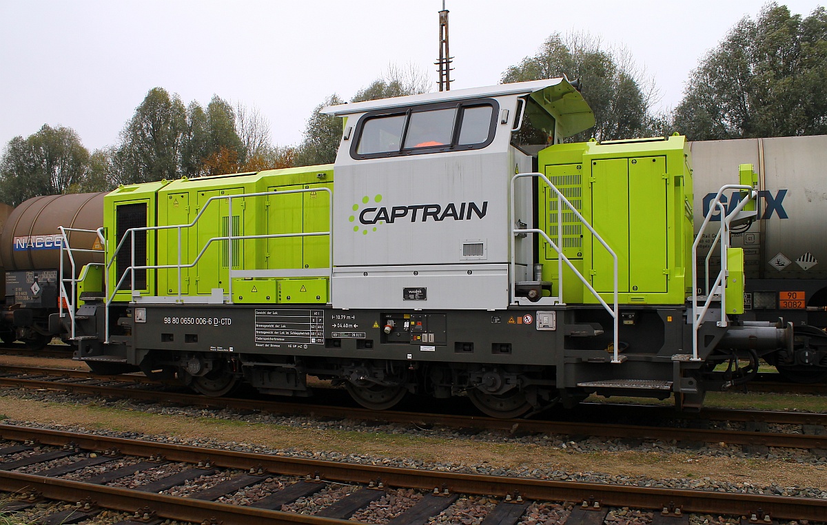 Captrain/TWE 0650 006-6(REV/VL/28.11.11, ex VPS 606)im Einsatz als Ersatz für die TWE 72  Beckum  (0 276 004-5)die zur Revision war/ist steht sie hier abgestellt am HHLA Terminal auf den Abstellgleisen der Metrans/TWE. Hamburg 29.11.2014