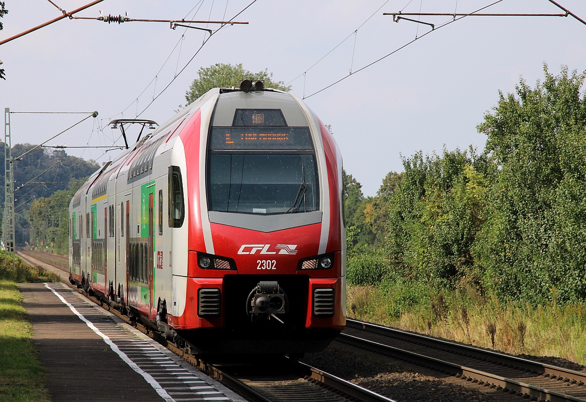 CFL 2302 rauscht hier durch Andernach-Namedy. 13.09.2021