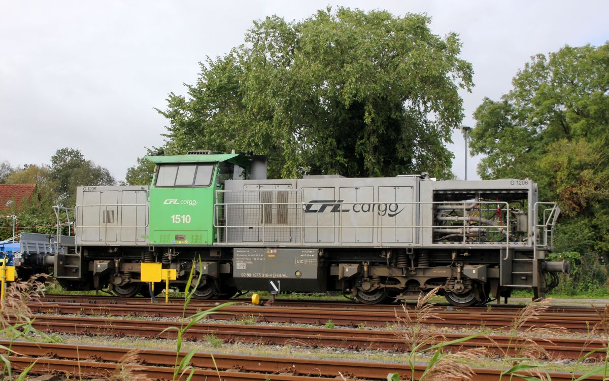 CFL Cargo  1510  1275 016-4 leicht zerlegt abgestellt im Gbf/Bhf Niebüll der neg. 15.09.2019