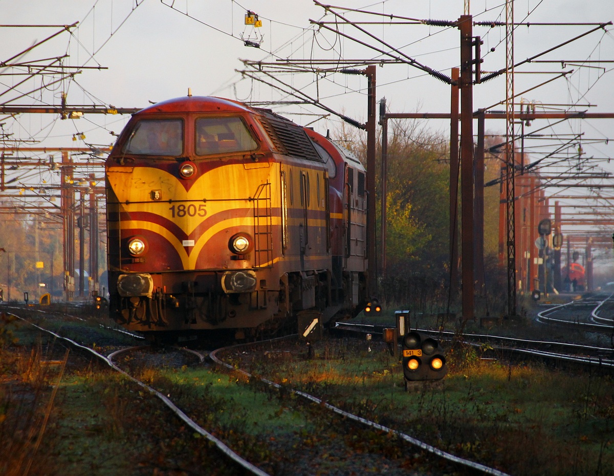 CFL Cargo/L 1805 und CFL Cargo/DK MX 1029 auf Rangierfahrt im Gbf Padborg/DK. 08.11.2013