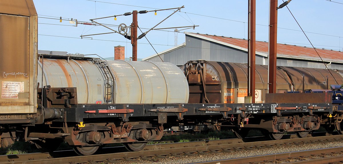 D-DB 31 80 3961 049-4 Gattung Rmms 664, vierachsiger Drehgestellflachwagen fr den Transport schwerer Gter. Padborg/DK 07.09.2019