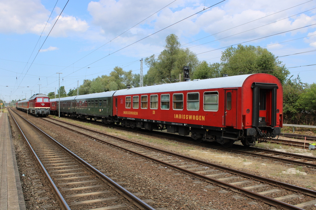 D-LDC 55 80 85 - 11 370-9 BRghw stand am 13.08.2022 in Rostock-Bramow.