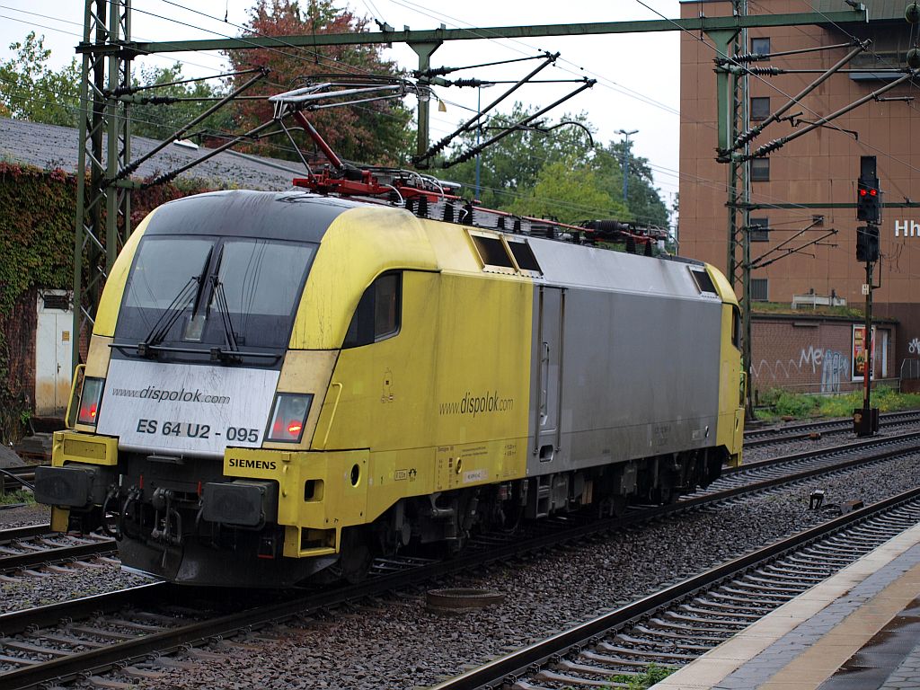 Da waren sie noch  gelb ...Siemens/Dispo ES64U2-095 HH-Harburg 26.09.2010