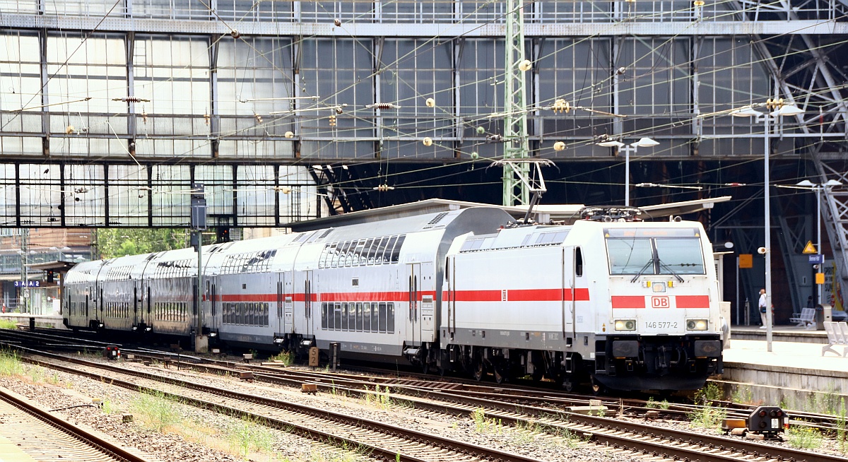 DB 146 577-2  2858  mit IC 2432/RE56 nach Norddeich Mole. Bremen Hbf 10.07.2021