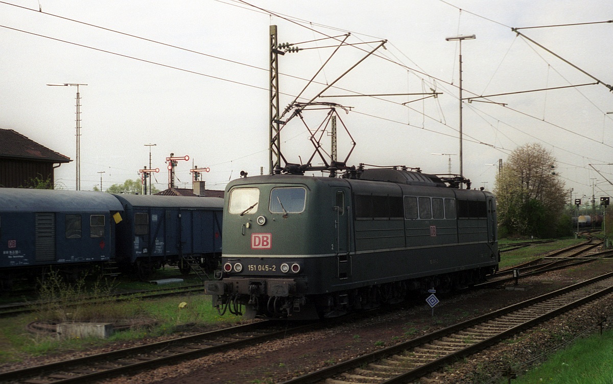 DB 151 045-2 Kornwestheim 25.04.2000 (D.S)