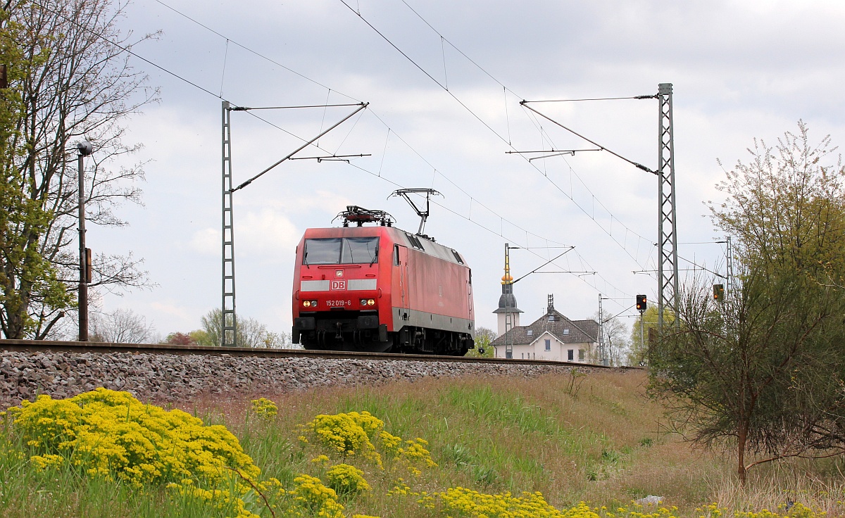 DB 152 019-6(REV/NNR/08.02.19) Einfahrt Hohe Schaar 02.05.2021